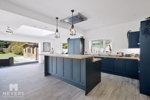 Kitchen - click for photo gallery